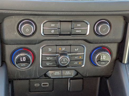 Used 2023 Chevrolet Tahoe LS image 18