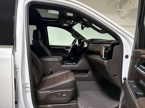 Used 2023 GMC Sierra 1500 Denali w/ Denali Reserve Package AWD/4WD image 23