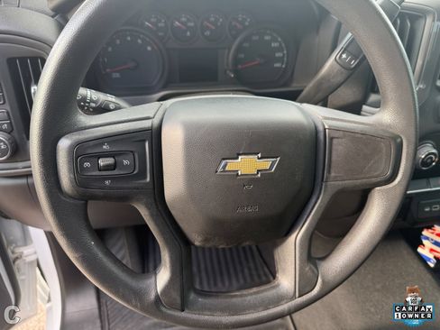 Used 2022 Chevrolet Silverado 2500 Custom AWD/4WD image 18
