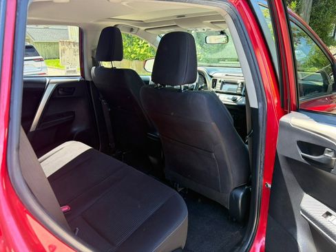 Used 2013 Toyota RAV4 XLE AWD/4WD image 23