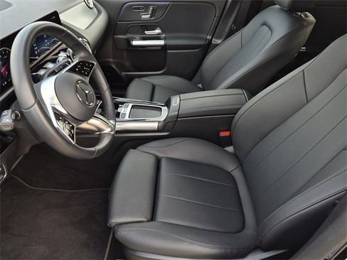 Certified 2025 Mercedes-Benz GLA 250 image 25