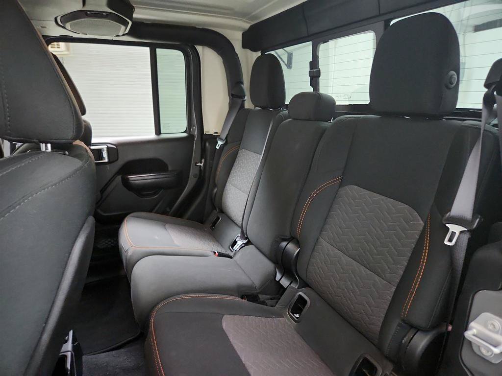 Used 2020 Jeep Gladiator Mojave w/ Cold Weather Group AWD/4WD image 22