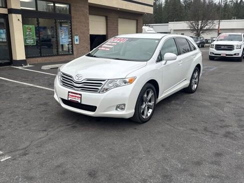 Used 2012 Toyota Venza LE image 2