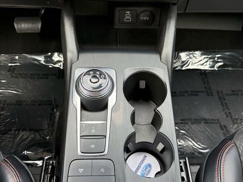 Used 2025 Ford Escape ST-Line FWD image 22