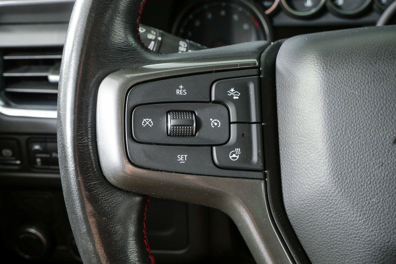 Used 2021 Chevrolet Tahoe RST w/ Luxury Package RWD image 12