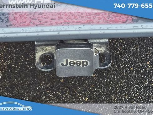 Used 2020 Jeep Gladiator Overland AWD/4WD image 25