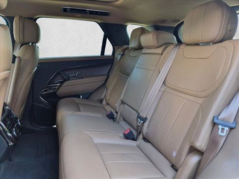 Used 2023 Land Rover Range Rover Sport SE AWD/4WD image 17