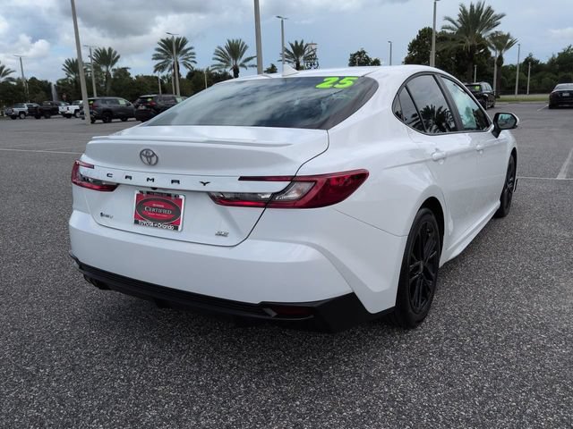 Certified 2025 Toyota Camry SE FWD image 4