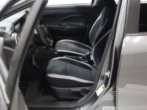 Certified 2025 Nissan Versa S w/ Trunk Package image 8