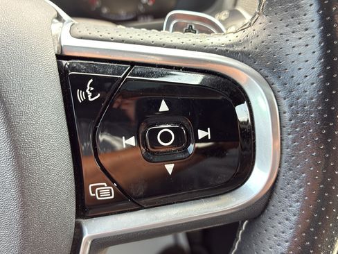 Used 2017 Volvo XC90 T6 R-Design AWD/4WD image 37
