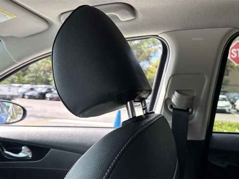 Used 2021 Kia Forte EX image 17