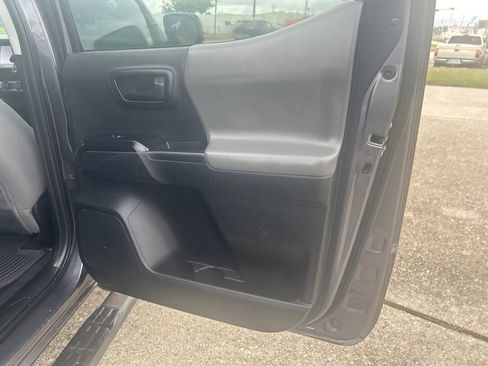 Used 2021 Toyota Tacoma SR image 19