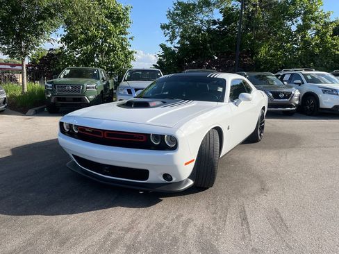 Used 2021 Dodge Challenger R/T Scat Pack w/ Shaker Package RWD image 3