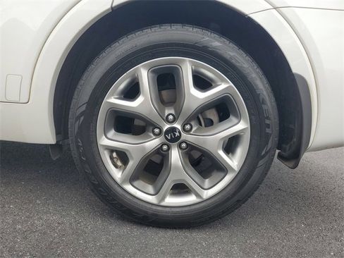 Used 2020 Kia Sorento SX image 7