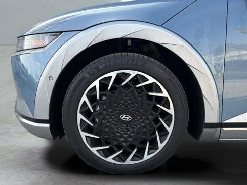 Used 2023 Hyundai Ioniq 5 Limited image 14