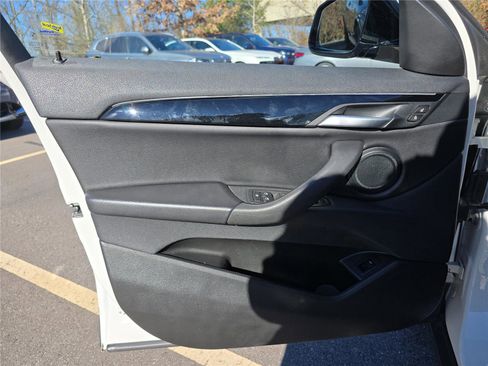 Used 2022 BMW X2 sDrive28i w/ Convenience Package image 20