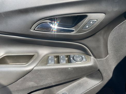 Certified 2024 Chevrolet Equinox LT image 17