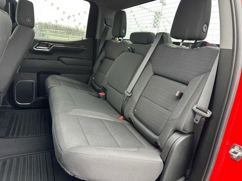 Used 2023 GMC Sierra 1500 Elevation image 17