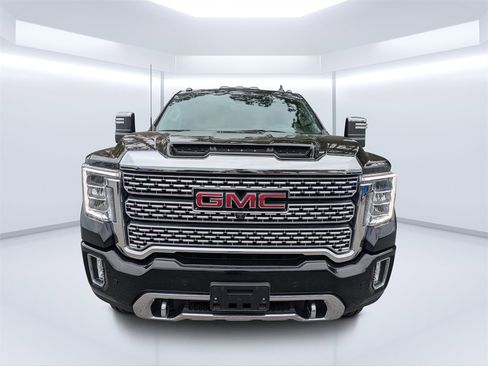 Used 2023 GMC Sierra 2500 Denali w/ Denali Black Diamond Edition image 8