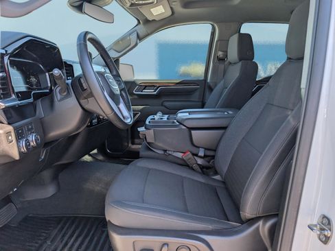 Certified 2024 GMC Sierra 1500 SLE image 17
