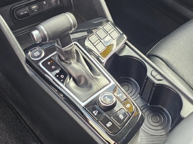 Certified 2025 Kia Sportage SX AWD/4WD image 33