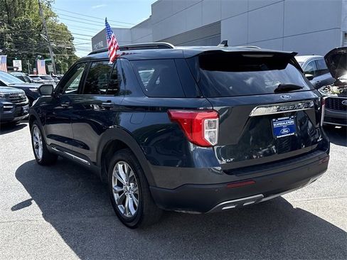 Used 2022 Ford Explorer XLT w/ Equipment Group 202A image 13