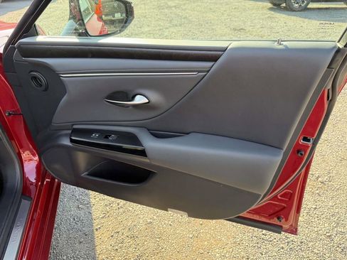 Used 2022 Lexus ES 350 w/ Premium Package image 12