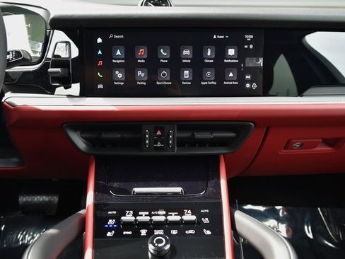 Certified 2025 Porsche Cayenne image 22