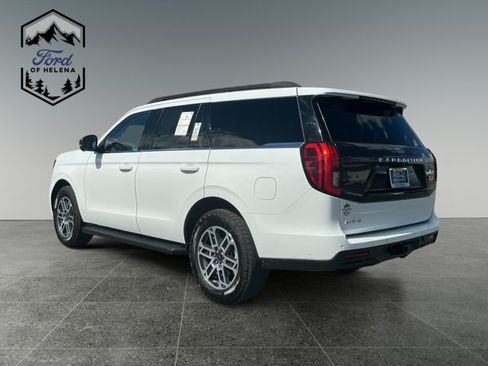 Certified 2025 Ford Expedition Active AWD/4WD image 3
