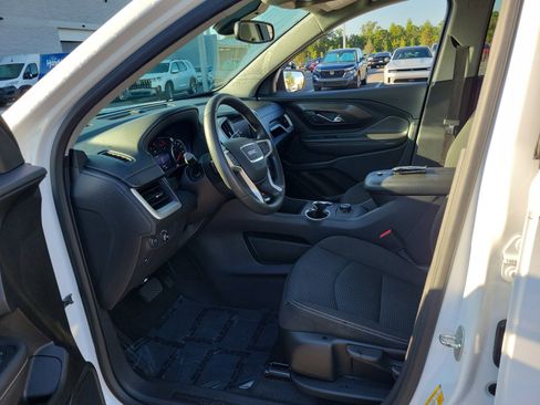 Used 2022 GMC Terrain SLE FWD image 15
