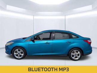 Used 2014 Ford Focus SE FWD video 2
