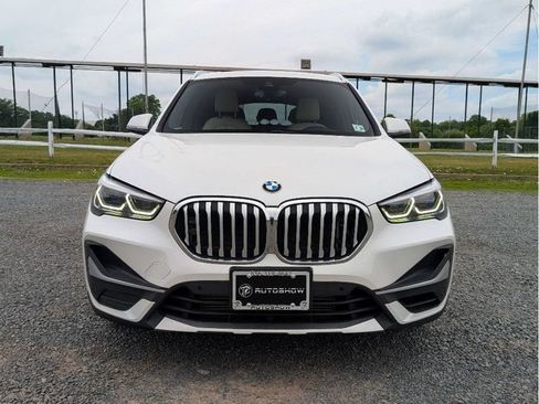 Used 2021 BMW X1 xDrive28i w/ Convenience Package AWD/4WD image 2