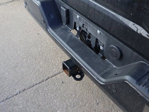 Used 2025 GMC Sierra 2500 Denali Ultimate image 9