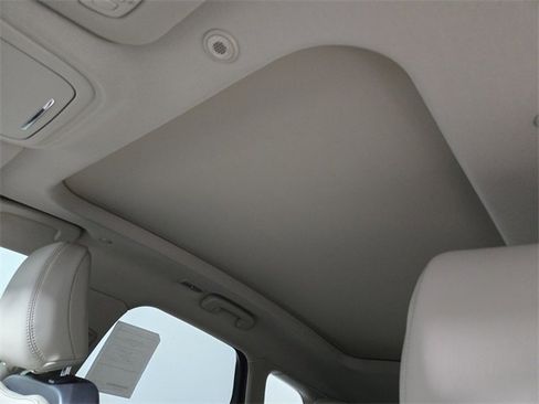 New 2026 Lincoln Corsair Grand Touring image 12