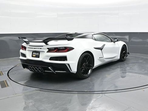 New 2026 Chevrolet Corvette Z06 w/ Z07 Performance Package RWD image 6