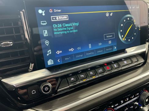 Used 2025 Chevrolet Silverado 1500 High Country w/ Technology Package image 14