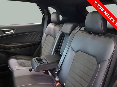 Used 2022 Ford Edge ST-Line image 15