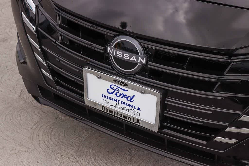 Used 2025 Nissan Versa S w/ Trunk Package FWD image 8