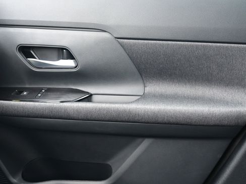 New 2026 Nissan Kicks SV w/ SV Premium Package image 27