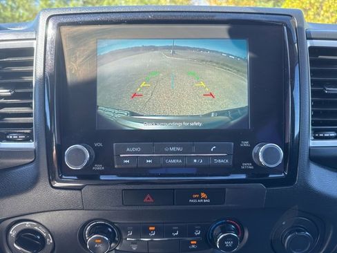 Used 2023 Nissan Frontier SV w/ Tow Package image 22