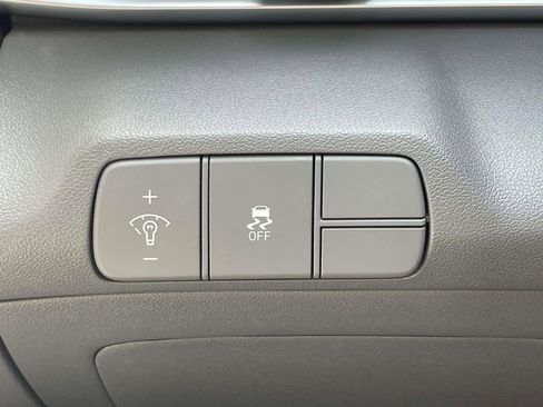 New 2026 Hyundai Elantra Sport image 17