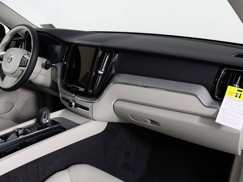 New 2025 Volvo XC60 T8 Plus w/ Protection Package Premier image 9