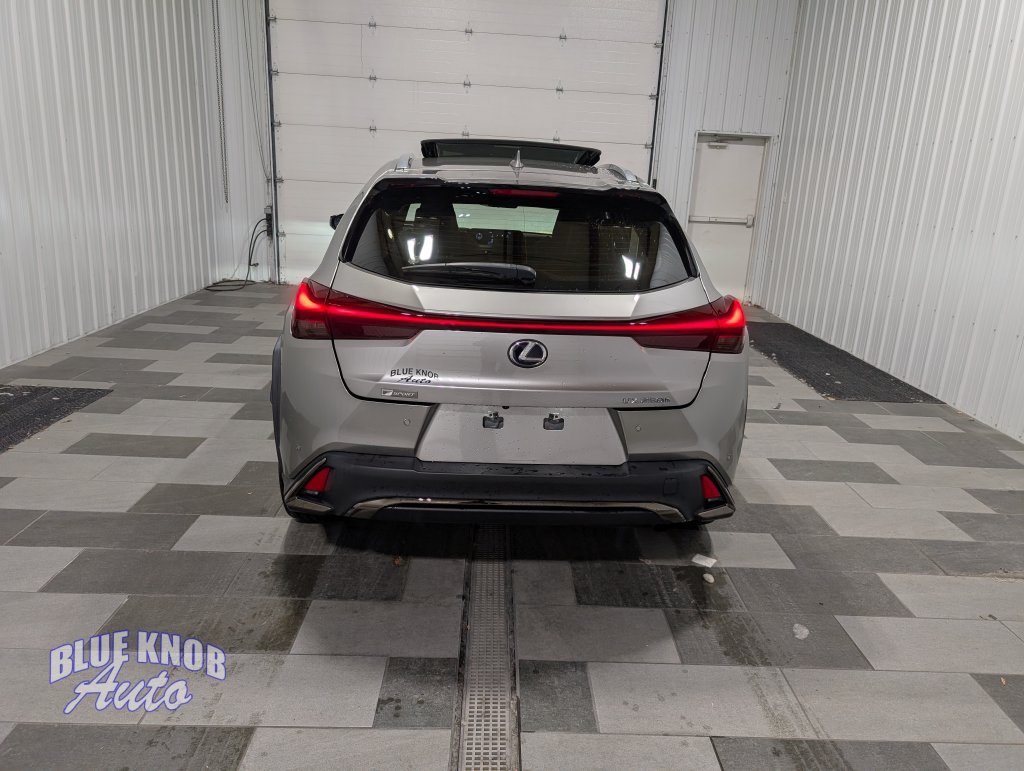 Used 2021 Lexus UX 250h F Sport w/ F Sport Premium Package AWD/4WD image 3