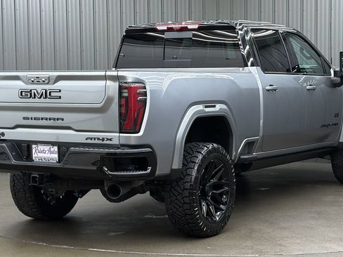 Used 2026 GMC Sierra 2500 AT4X AWD/4WD image 5