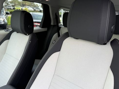 New 2025 Land Rover Discovery Sport S image 15