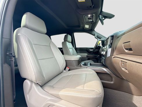 Used 2019 GMC Sierra 1500 SLT w/ SLT Premium Package image 29