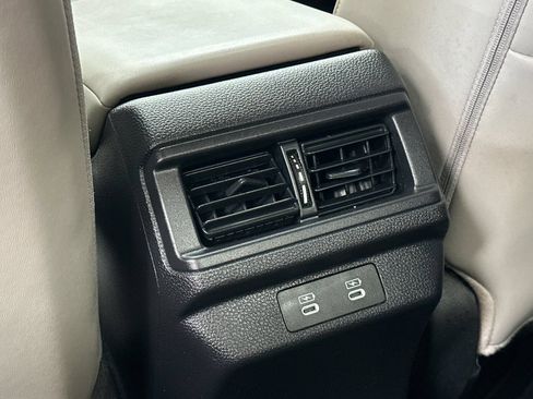 Used 2024 Honda Accord EX-L image 17