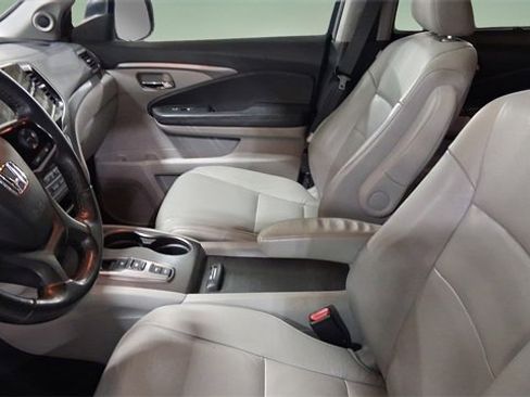 Used 2021 Honda Pilot Special Edition image 9