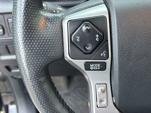 Used 2023 Toyota 4Runner SR5 Premium w/ Moonroof Package AWD/4WD image 15