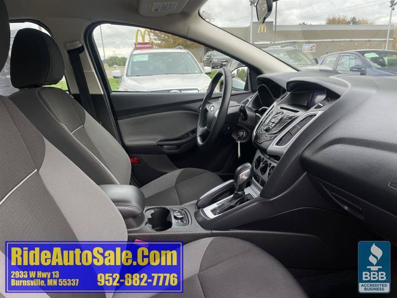 Used 2013 Ford Focus SE w/ SE Winter Pkg FWD image 14